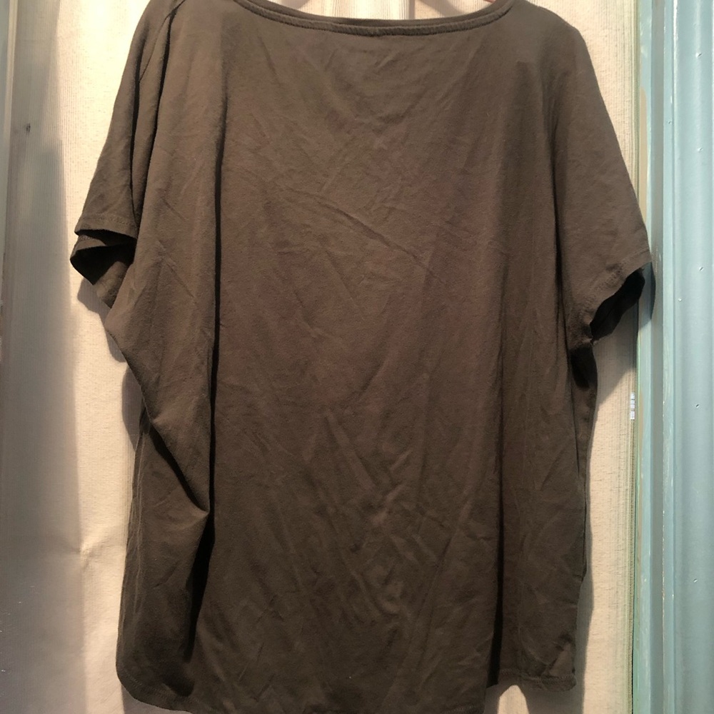 Lootcrate How To Train Your Dragon T-shirt - Picture 2 of 4